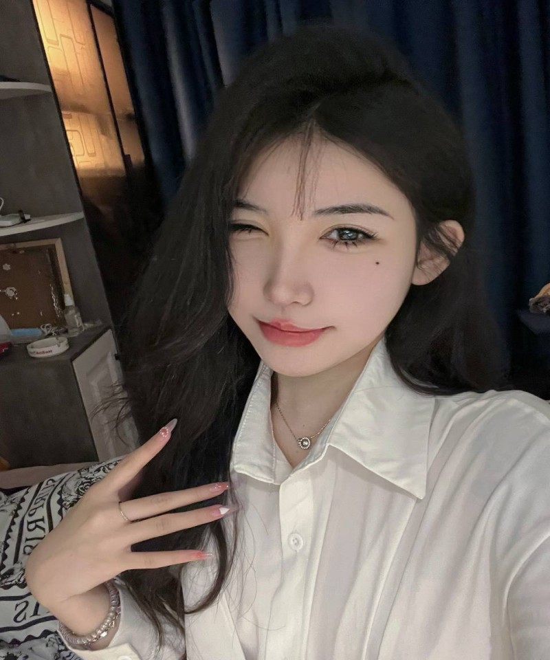 儿子双飞妈妈和女儿的小说,百度云资源